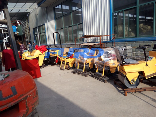 福瑞得機(jī)械座駕壓路機(jī)，手扶壓路機(jī)，小型灌縫機(jī)，井蓋切割機(jī)及時(shí)發(fā)貨