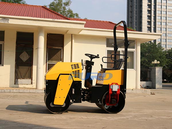 關(guān)于小型壓路機(jī)變速箱的保養(yǎng)知識你知道多少？
