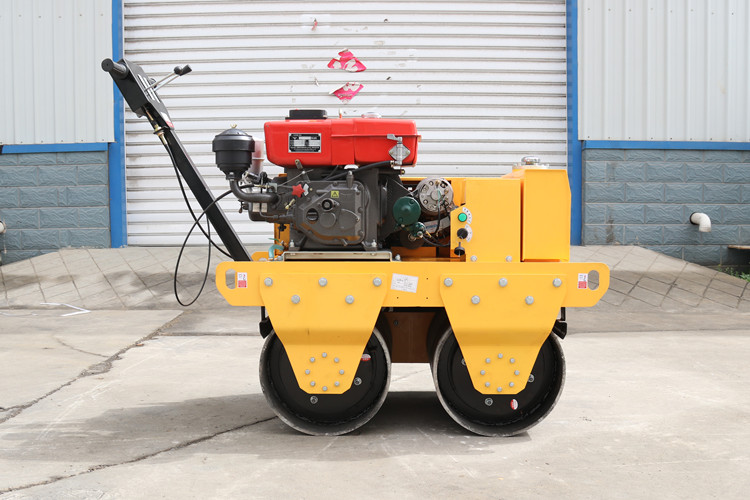對于小型手扶壓路機(jī)的這些使用環(huán)境您要明白！
